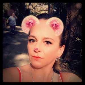 Meet your Posher, Tina